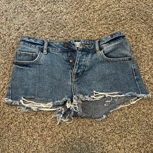 Brandy Melville, low rise shorts